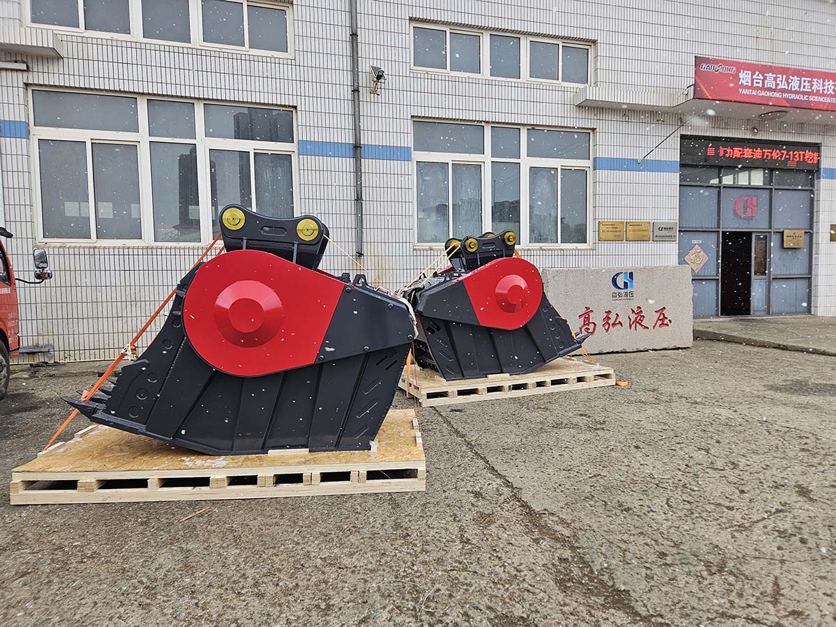 Gao Hong crushing bucket product batch exported to foreign markets